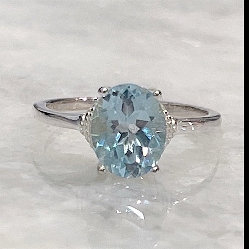 Sky Blue Topaz Sterling Silver Solitaire Ring Sz 8